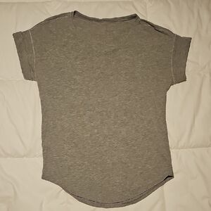 lululemon athletica Gray Short Sleeve Tee